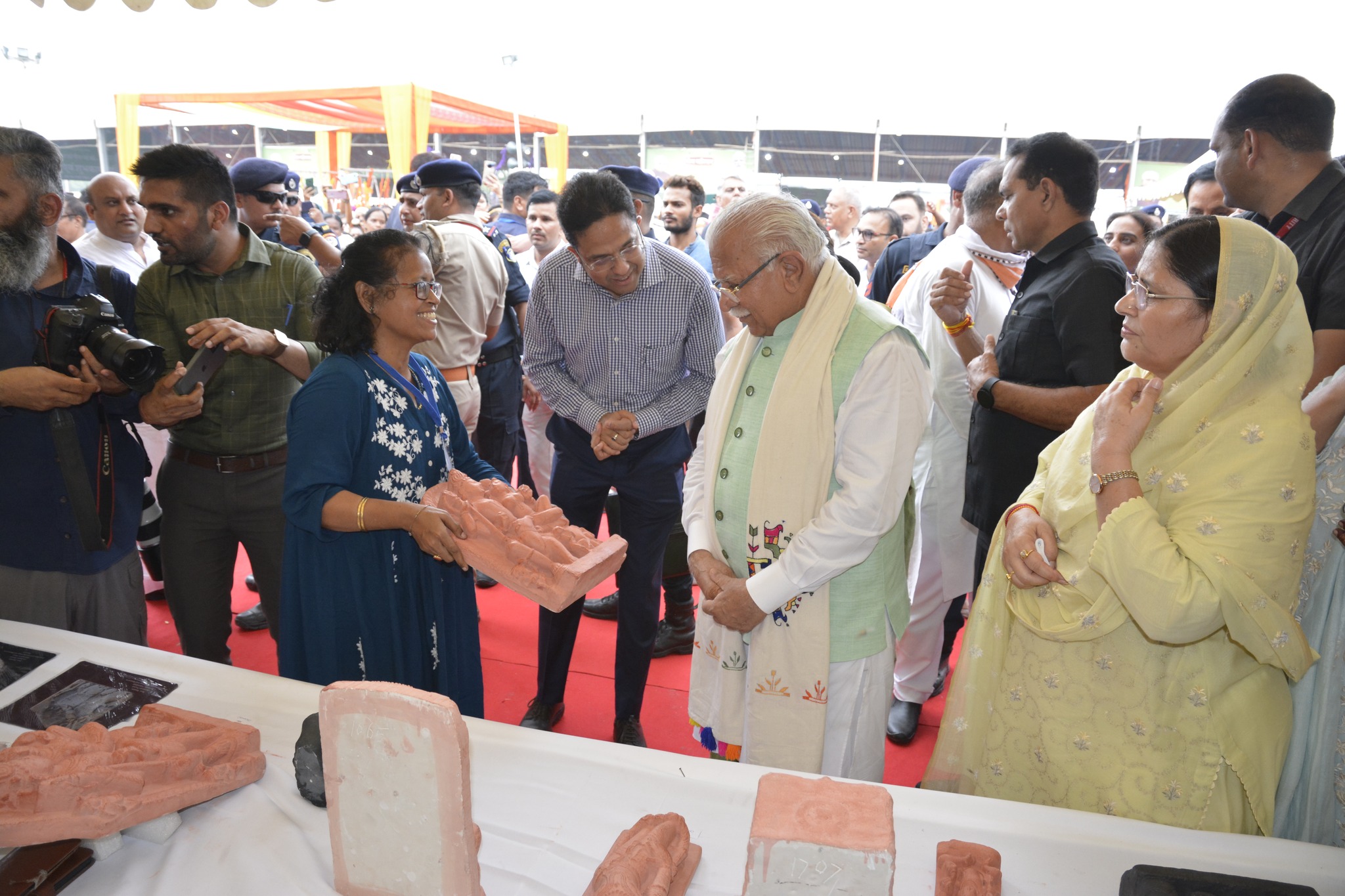 Honorable Chief Minister Haryana, Shri Manohar Lal, appreciating the Exhibition and Department collection with Additional Principal Secretary to CM, Dr. Amit Kumar Agrawal, IAS